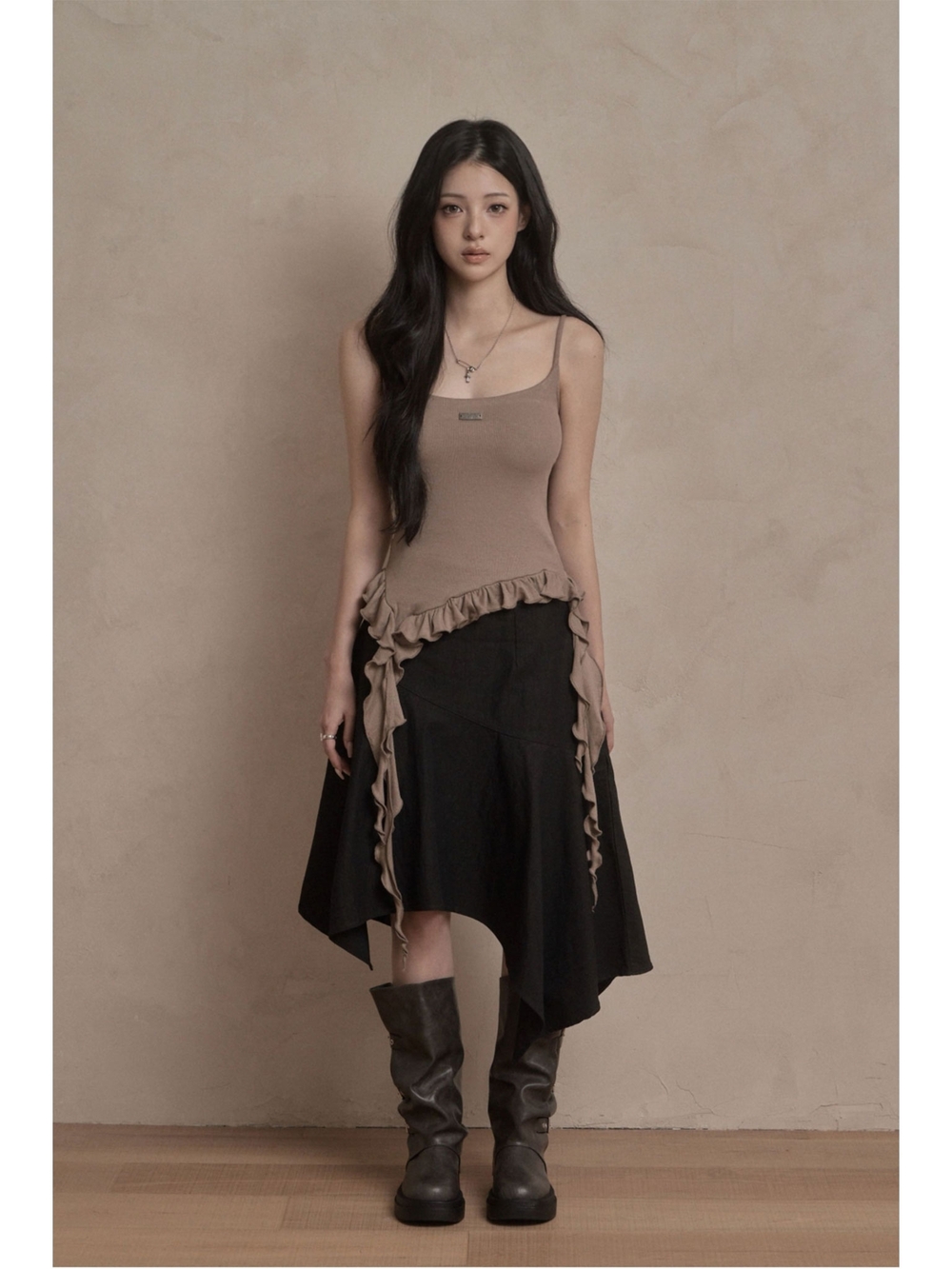 Musinsa KhakiPoint Unbalanced Midi Skirt (black)